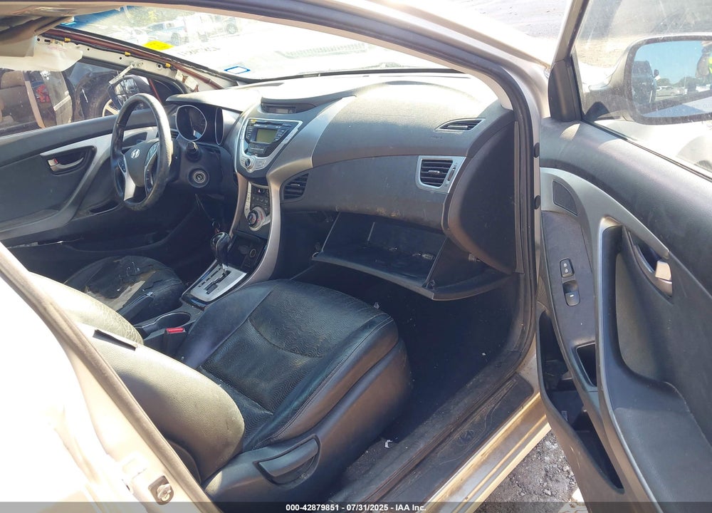 2011 HYUNDAI ELANTRA VIN: KMHDH4AE2BU147925