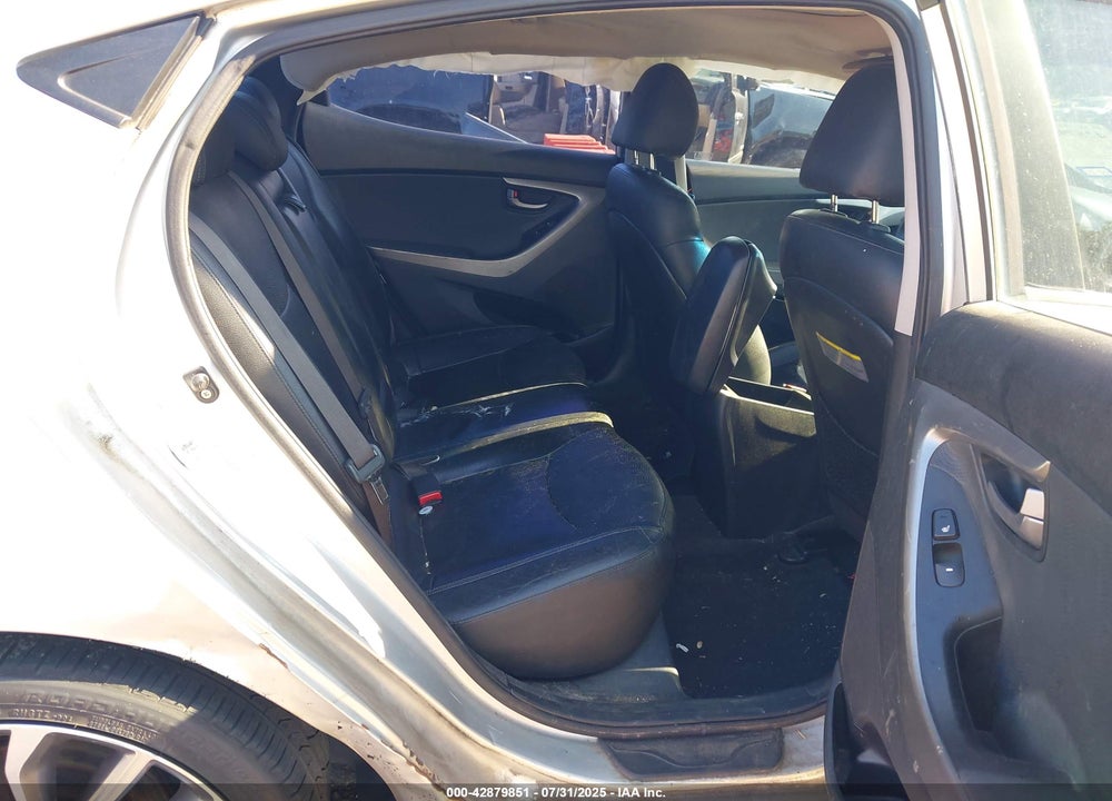2011 HYUNDAI ELANTRA VIN: KMHDH4AE2BU147925