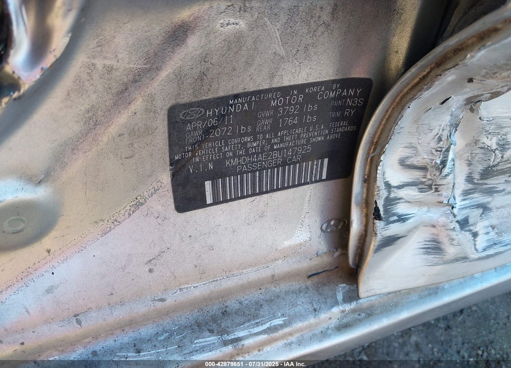 2011 HYUNDAI ELANTRA VIN: KMHDH4AE2BU147925