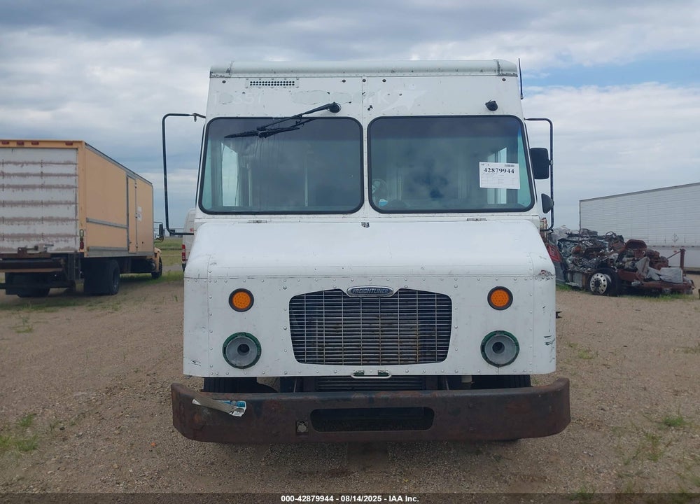 2010 FREIGHTLINER CHASSIS M LINE WALK-IN VAN VIN: 4UZAAPDU9ACAS1614