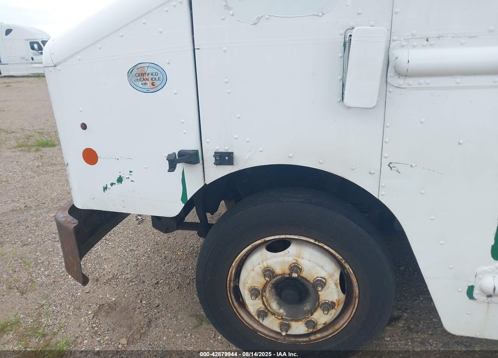 2010 FREIGHTLINER CHASSIS M LINE WALK-IN VAN VIN: 4UZAAPDU9ACAS1614