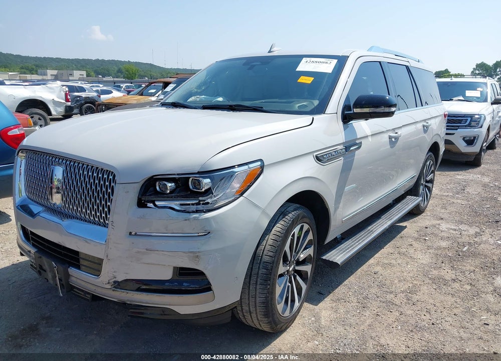 2024 LINCOLN NAVIGATOR RESERVE VIN: 5LMJJ2LG5REL05167