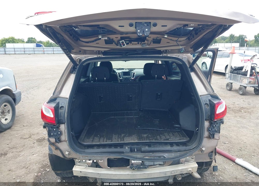 2019 CHEVROLET EQUINOX VIN: 2GNAXKEV4K6171545
