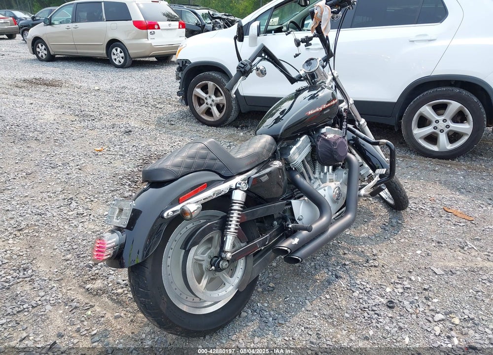 2006 HARLEY-DAVIDSON XL883 C VIN: 1HD4CJM196K435063