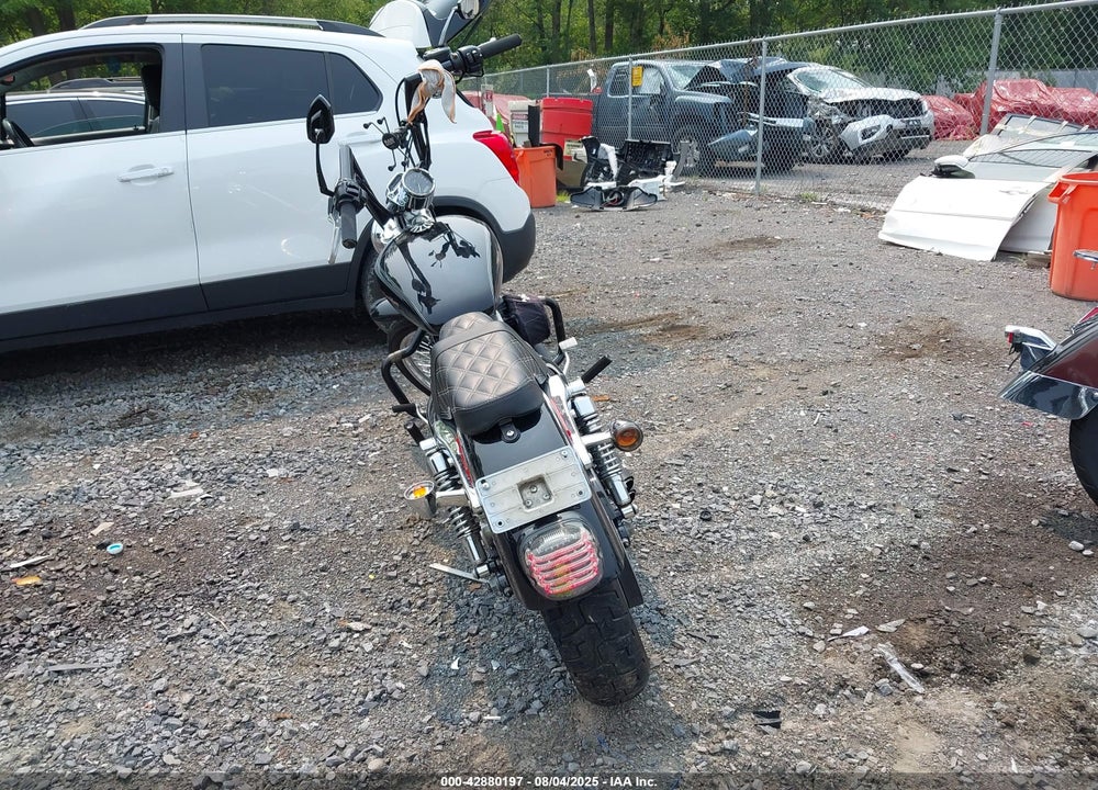 2006 HARLEY-DAVIDSON XL883 C VIN: 1HD4CJM196K435063