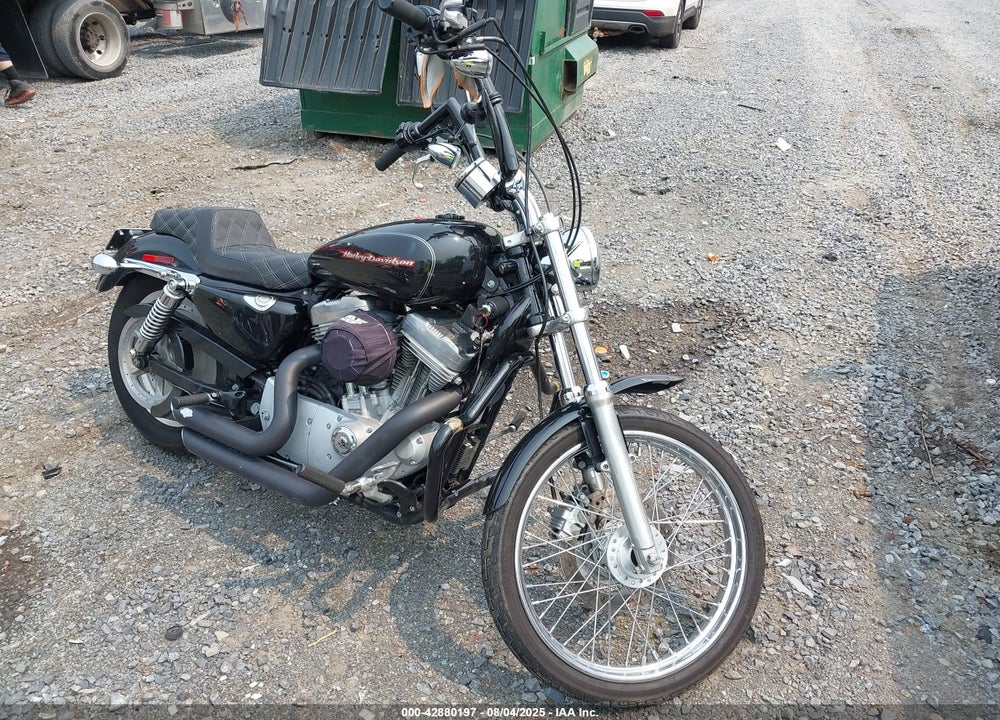 2006 HARLEY-DAVIDSON XL883 C VIN: 1HD4CJM196K435063