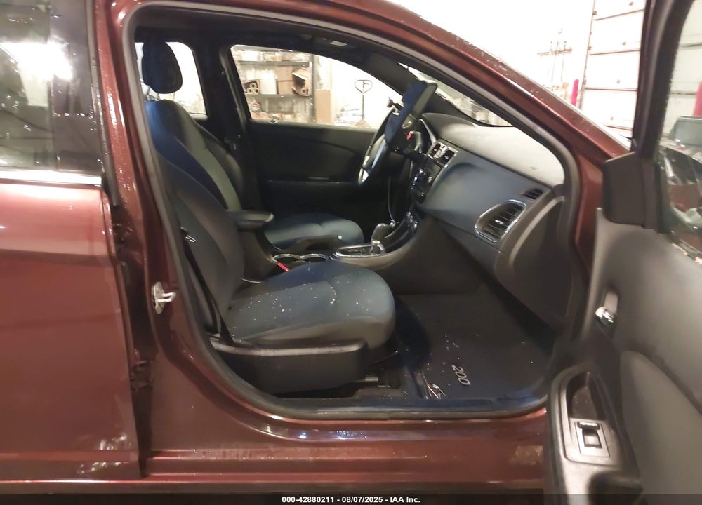 2012 CHRYSLER 200 VIN: 1C3CCBBB4CN180822