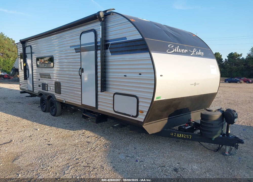 2025 FOREST RIVER SILVER LAKE VIN: 5ZT2SKPB7S9015047