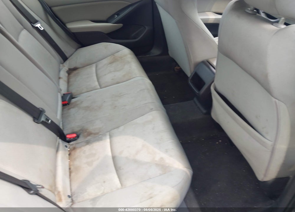 2018 HONDA ACCORD VIN: 1HGCV1F12JA036080