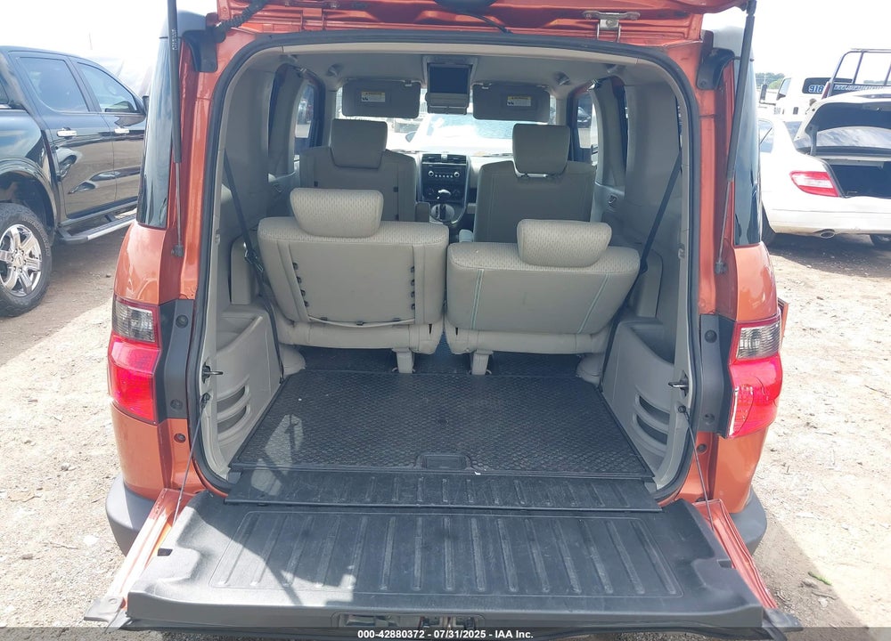 2011 HONDA ELEMENT VIN: 5J6YH2H74BL003603