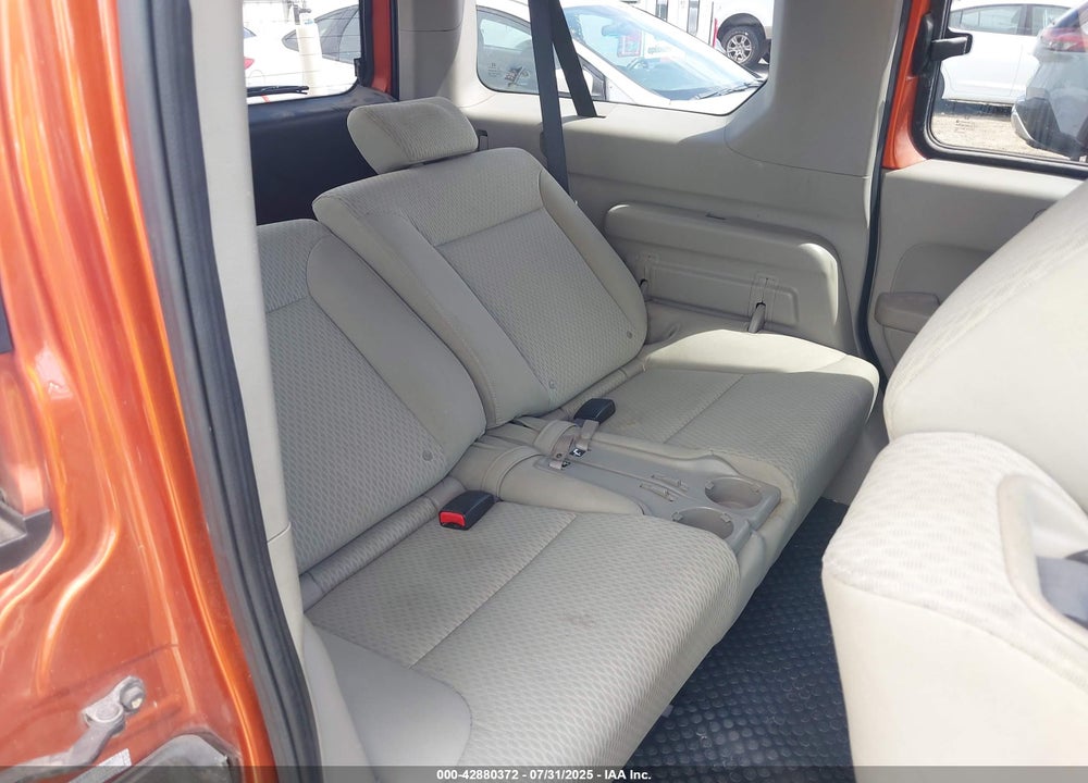 2011 HONDA ELEMENT VIN: 5J6YH2H74BL003603