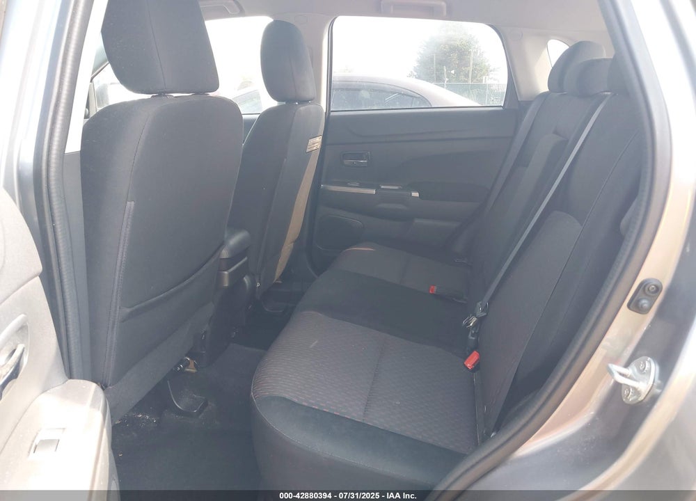 2018 MITSUBISHI OUTLANDER SPORT VIN: JA4AP3AU8JZ014965