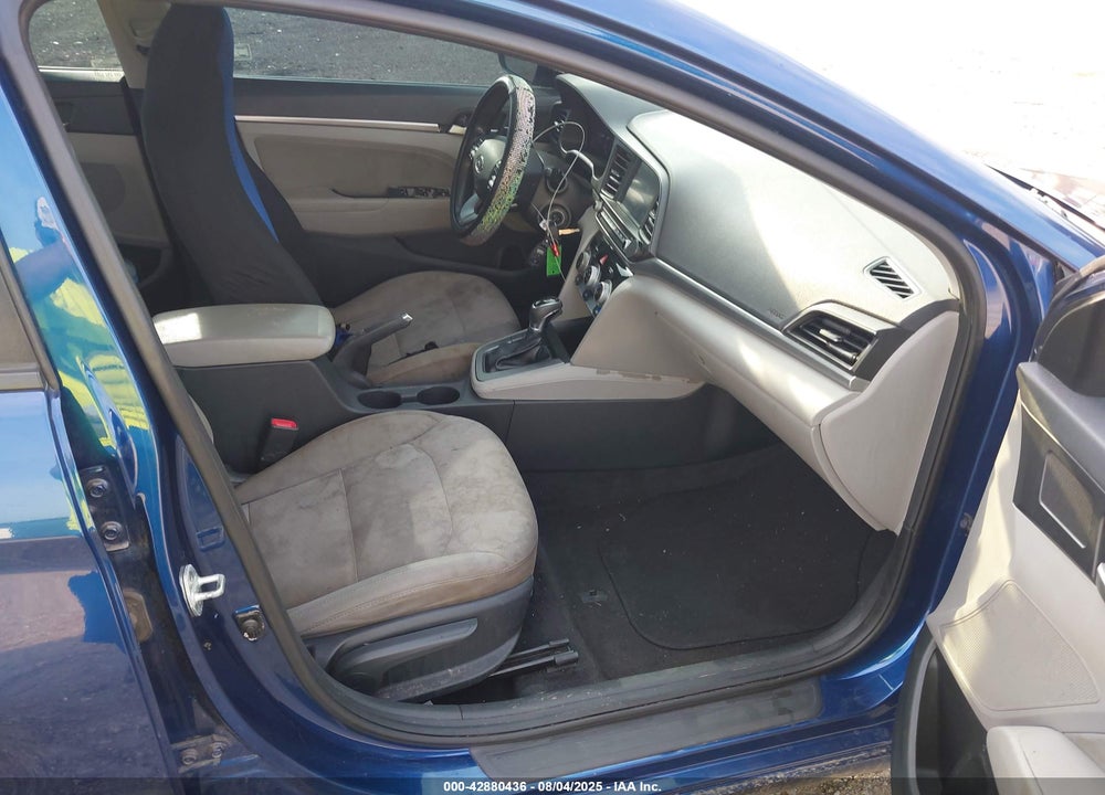 2019 HYUNDAI ELANTRA SEL VIN: 5NPD84LF4KH485041