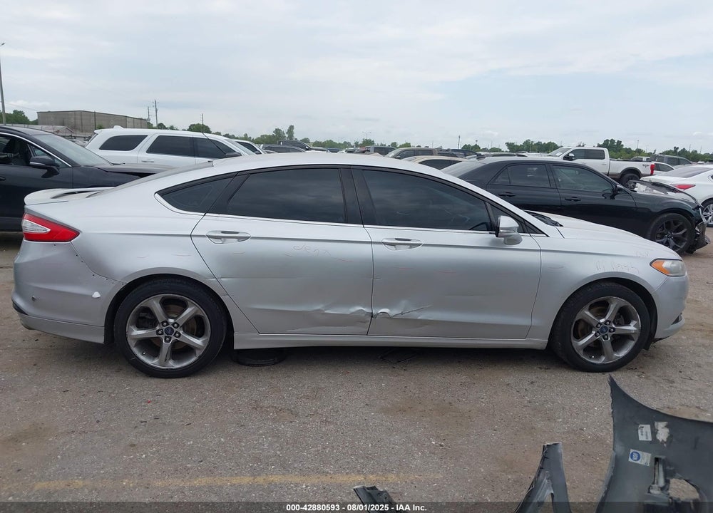 2013 FORD FUSION VIN: 3FA6P0HR1DR101455