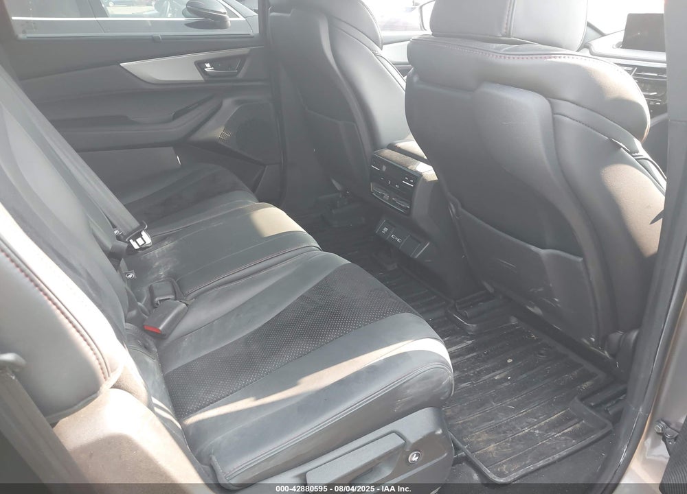 2023 ACURA MDX A-SPEC VIN: 5J8YE1H05PL039742