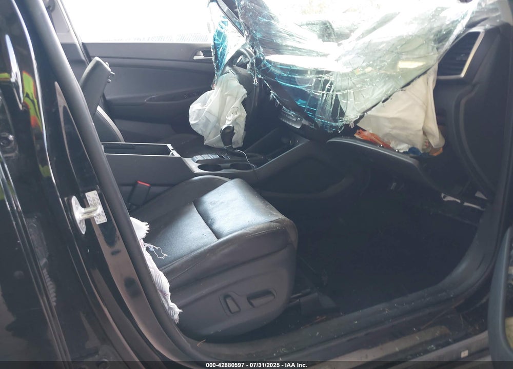 2019 HYUNDAI TUCSON LIMITED VIN: KM8J33AL8KU858541