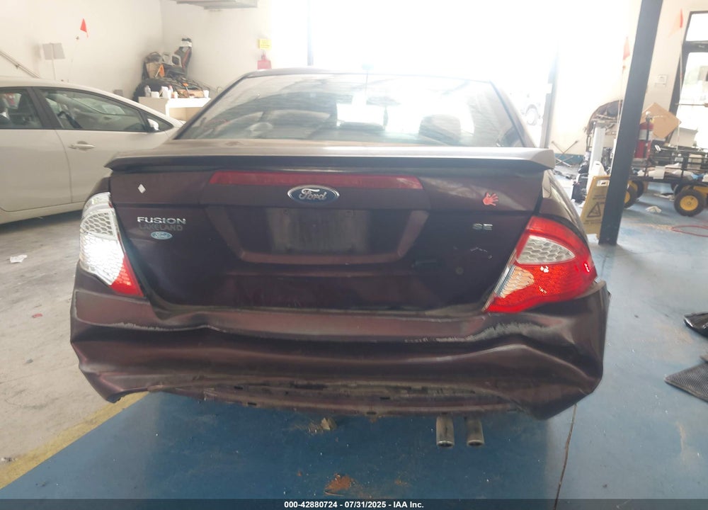 2011 FORD FUSION VIN: 3FAHP0HA1BR327639