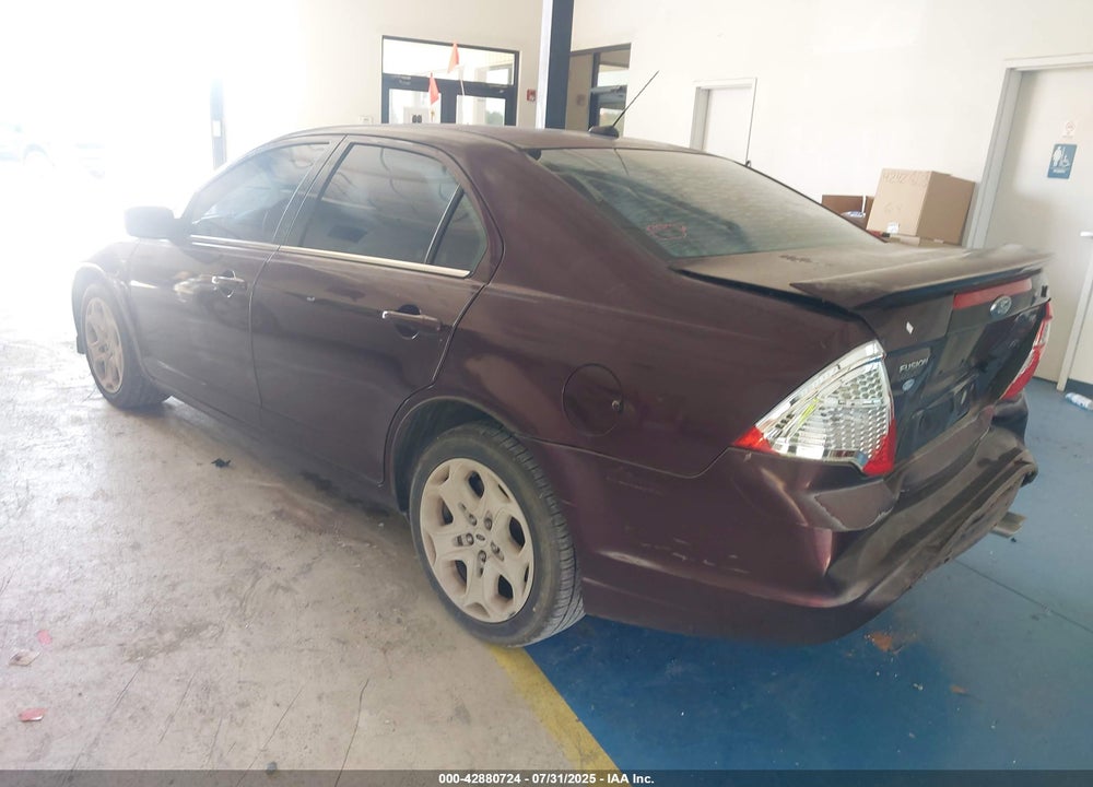 2011 FORD FUSION VIN: 3FAHP0HA1BR327639