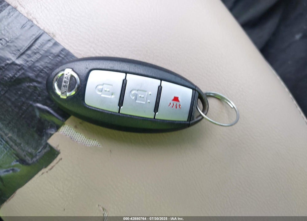 2014 NISSAN ROGUE VIN: 5N1AT2MT9EC753930
