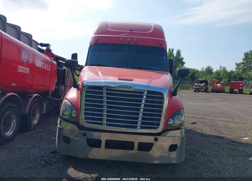 2014 FREIGHTLINER CASCADIA 125 VIN: 1FUGGLD62ELFR7311