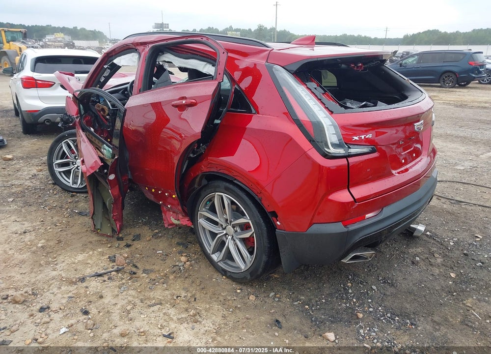 2021 CADILLAC XT4 VIN: 1GYFZER46MF023542