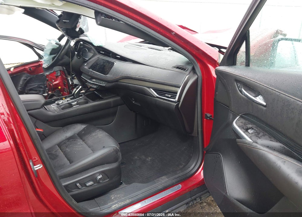 2021 CADILLAC XT4 VIN: 1GYFZER46MF023542
