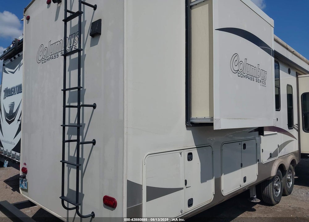 2018 PALOMINO COLUMBUS 389FL VIN: 4X4FCMR28J6008580