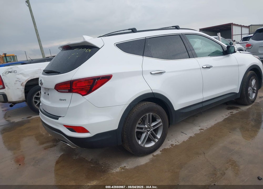 2017 HYUNDAI SANTA FE VIN: 5NMZU3LB2HH014651