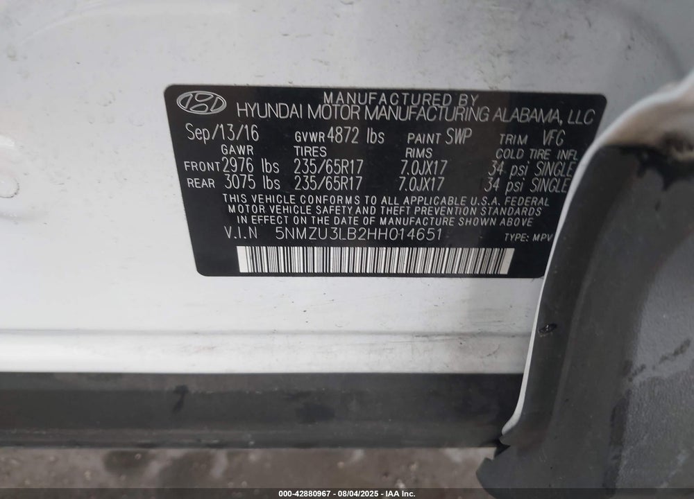 2017 HYUNDAI SANTA FE VIN: 5NMZU3LB2HH014651