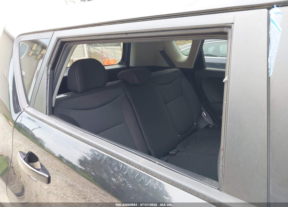 2015 KIA SOUL VIN: KNDJN2A21F7779930