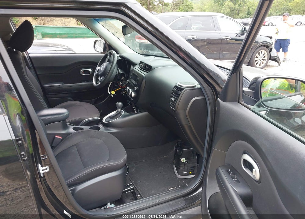 2015 KIA SOUL VIN: KNDJN2A21F7779930