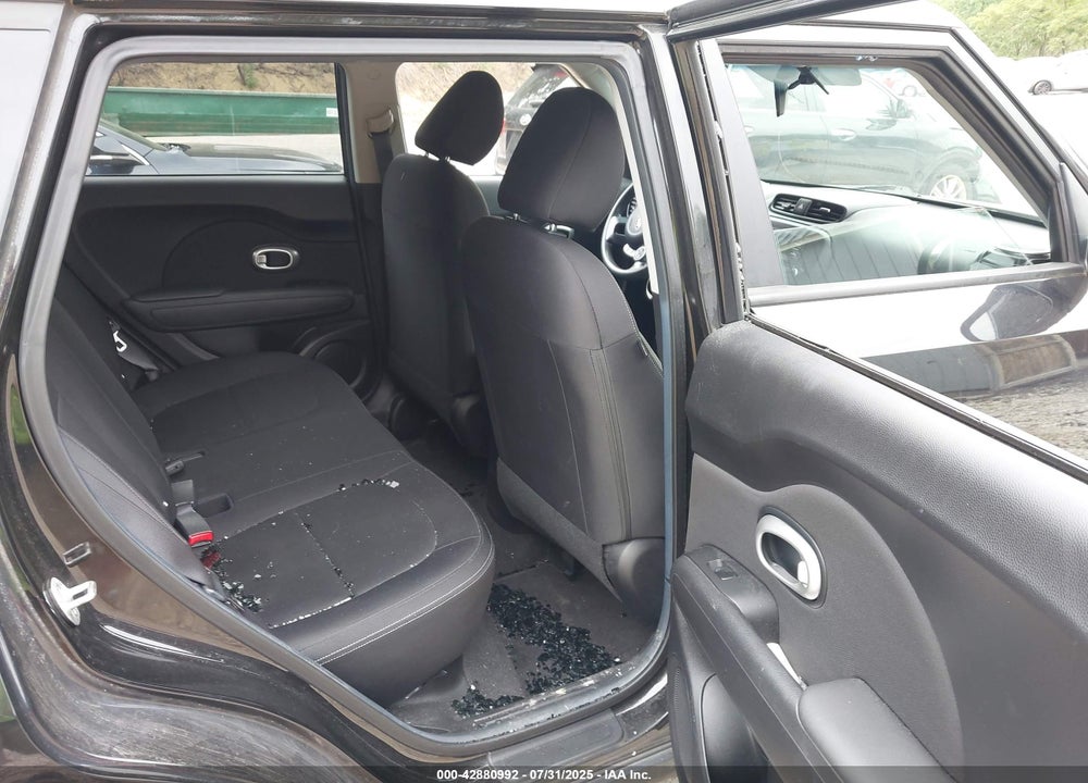 2015 KIA SOUL VIN: KNDJN2A21F7779930