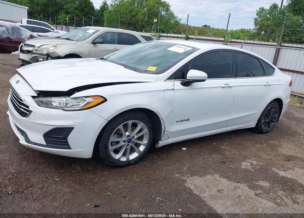 2019 FORD FUSION VIN: 3FA6P0LU1KR119916