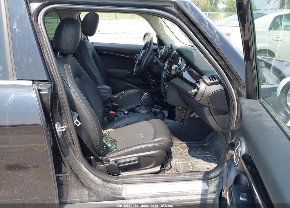2020 MINI HARDTOP VIN: WMWXU7C06L2L71645