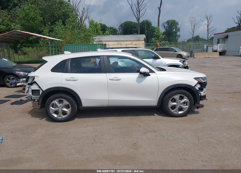 2025 HONDA HR-V 2WD LX VIN: 3CZRZ1H36SM736081