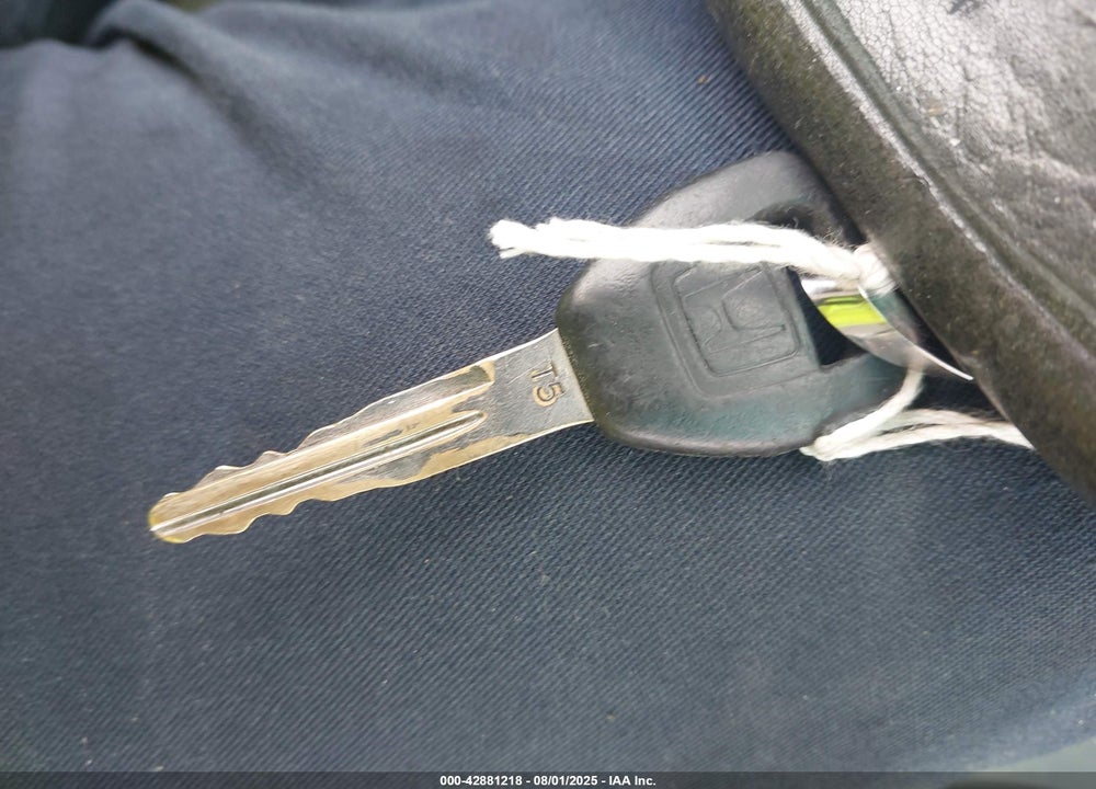 2003 HONDA CIVIC HYBRID VIN: JHMES95633S011115