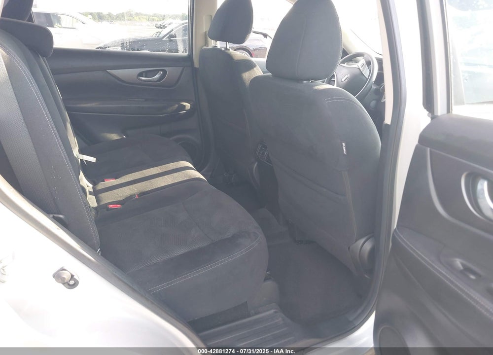 2016 NISSAN ROGUE VIN: JN8AT2MT6GW028487