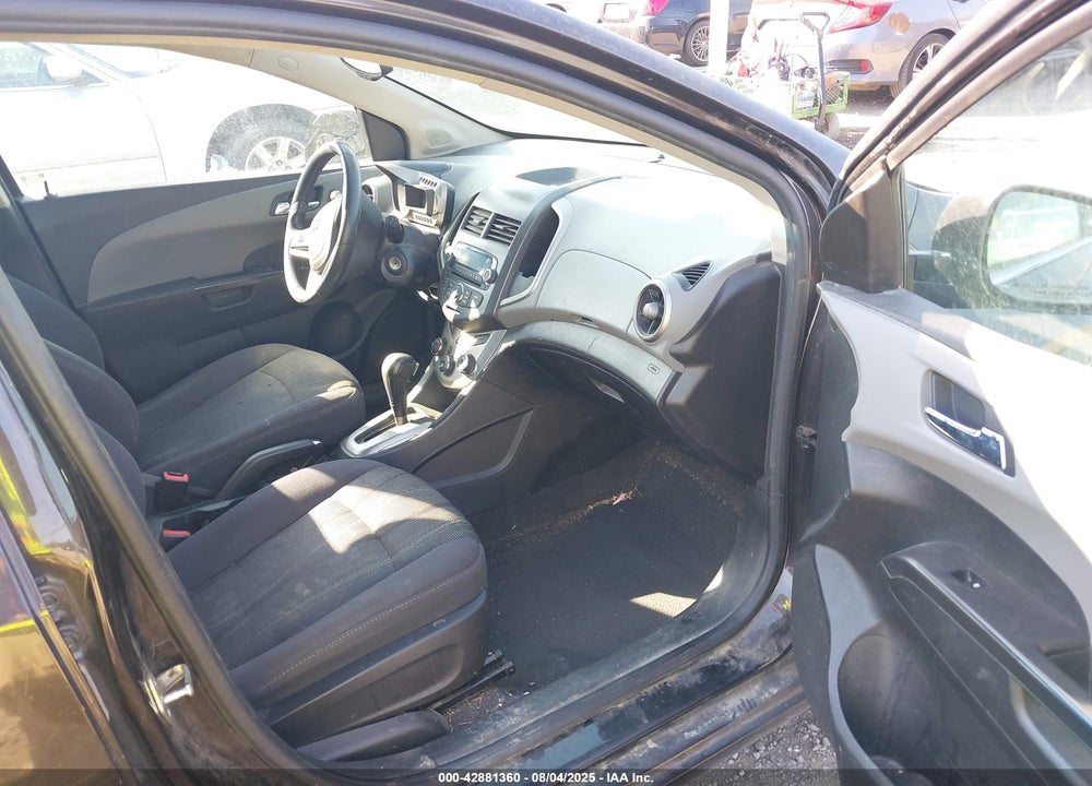 2014 CHEVROLET SONIC LT AUTO VIN: 1G1JC6SH7E4102325
