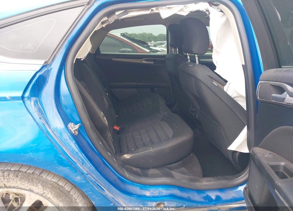 2019 FORD FUSION VIN: 3FA6P0LU0KR172087