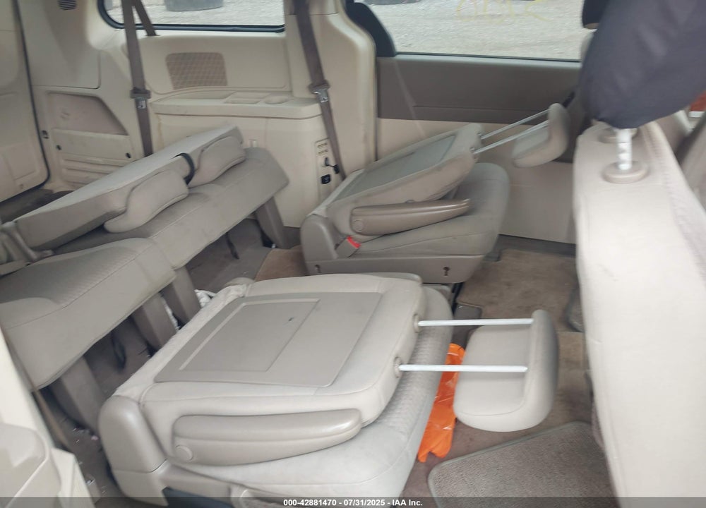 2009 CHRYSLER TOWN & COUNTRY TOURING VIN: 2A8HR54109R635630