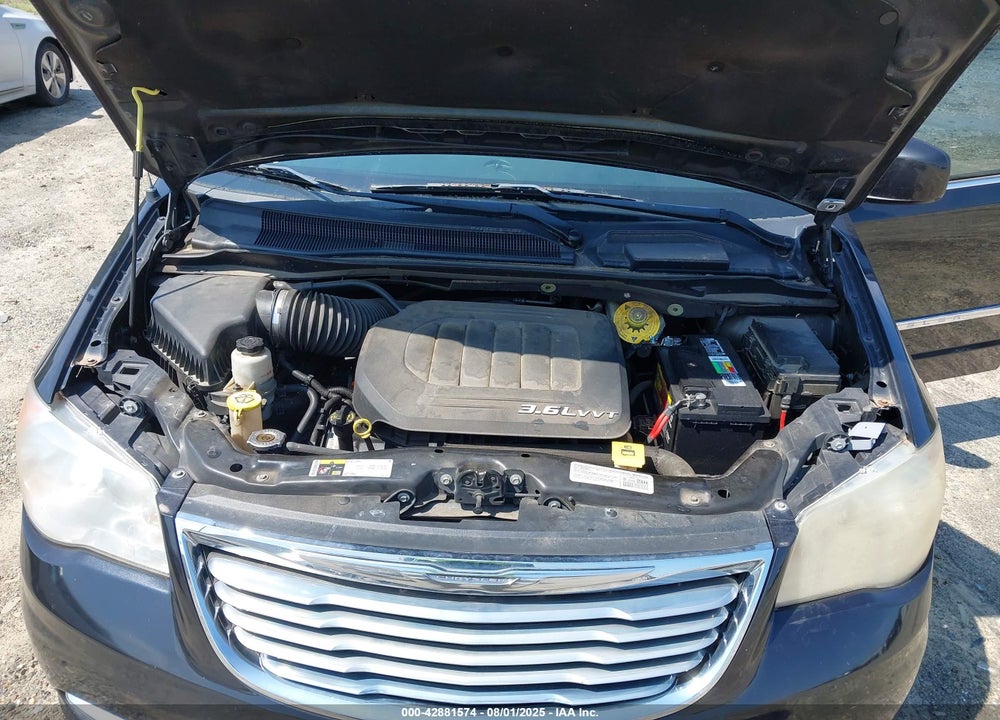 2014 CHRYSLER TOWN & COUNTRY TOURING VIN: 2C4RC1BG6ER272242