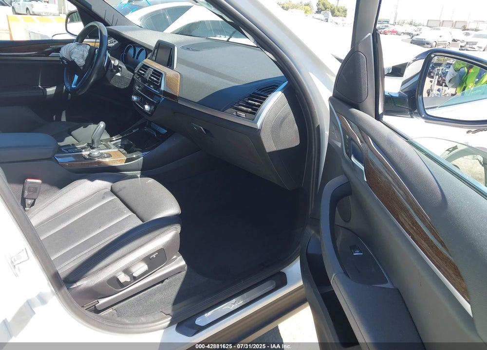 2019 BMW X3 VIN: 5UXTR7C52KLR53165