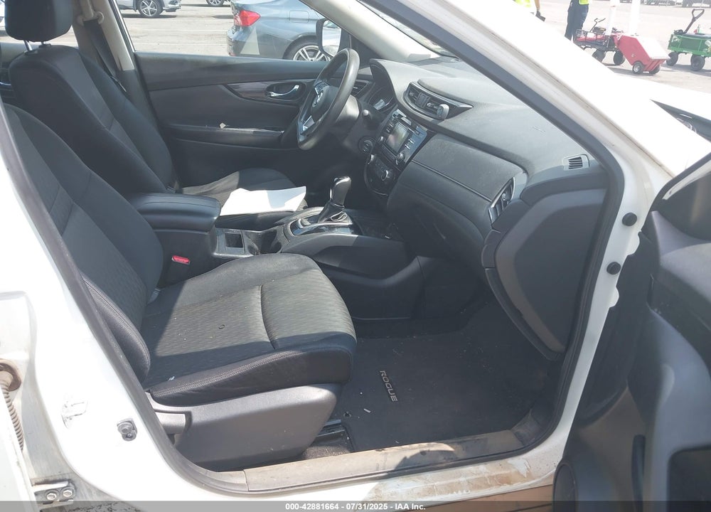 2017 NISSAN ROGUE VIN: JN8AT2MV1HW008991