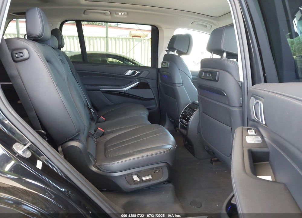 2019 BMW X7 VIN: 5UXCW2C57KL086924