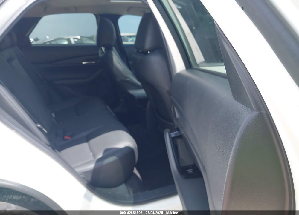 2022 MAZDA CX-30 VIN: 3MVDMBAY3NM437998