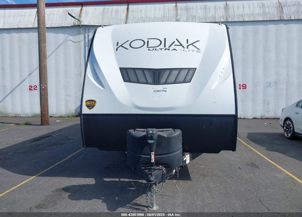 2022 KODIAK BY DUTCHMEN ULTRA LITE SERIES M- VIN: 4YDTKDL2XNJ970867