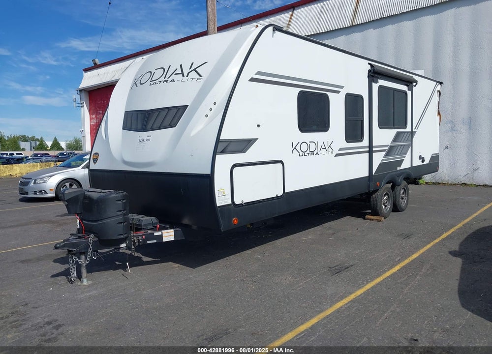 2022 KODIAK BY DUTCHMEN ULTRA LITE SERIES M- VIN: 4YDTKDL2XNJ970867