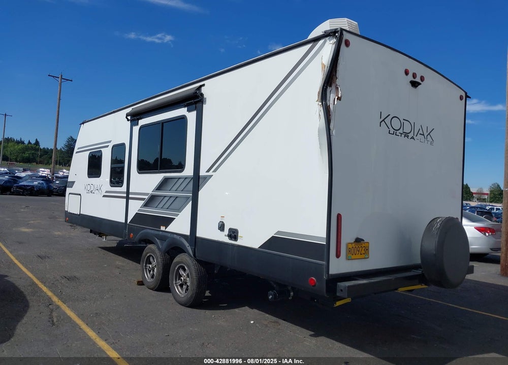 2022 KODIAK BY DUTCHMEN ULTRA LITE SERIES M- VIN: 4YDTKDL2XNJ970867