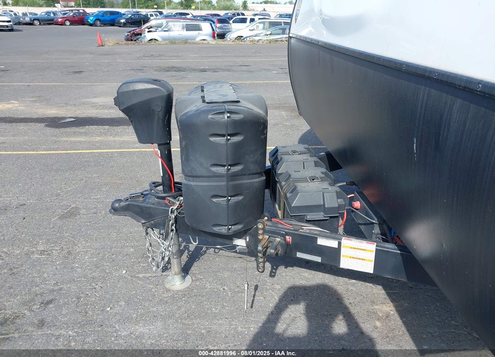 2022 KODIAK BY DUTCHMEN ULTRA LITE SERIES M- VIN: 4YDTKDL2XNJ970867