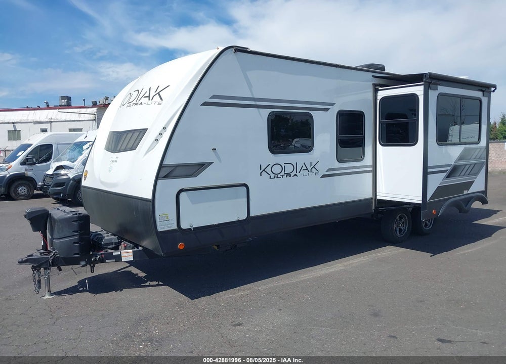 2022 KODIAK BY DUTCHMEN ULTRA LITE SERIES M- VIN: 4YDTKDL2XNJ970867